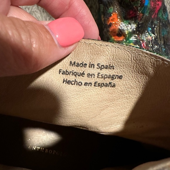 Anthropologie Anthro Joyeux Ankle Boots Sz 40 9.5
Green Motif Colorful rare shoe - Picture 6 of 13